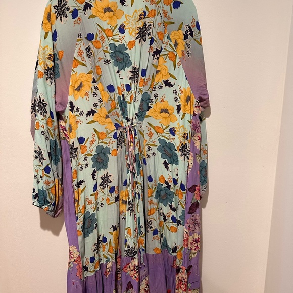 Johnny was gorgeous gown with pockets/ very beautiful. - Picture 12 of 14